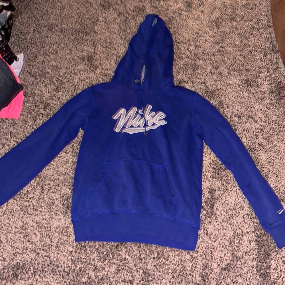 blue nike